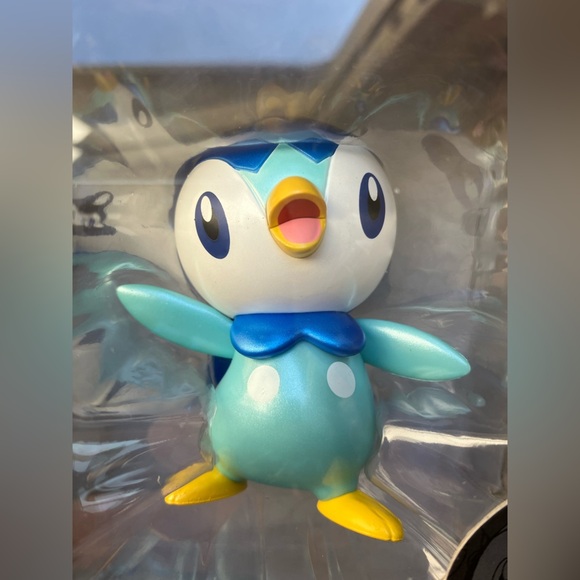 *NEW in box* Pokemon Select Piplup Metallic Figure (Series 2) - Picture 3 of 7